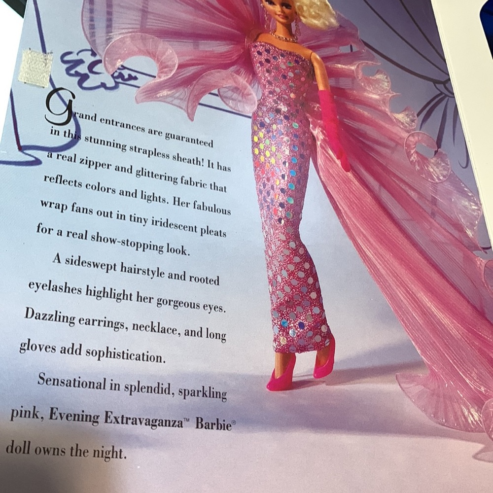 Barbie Classique Collection Evening Extravaganza 1993 - Picture 3 of 6